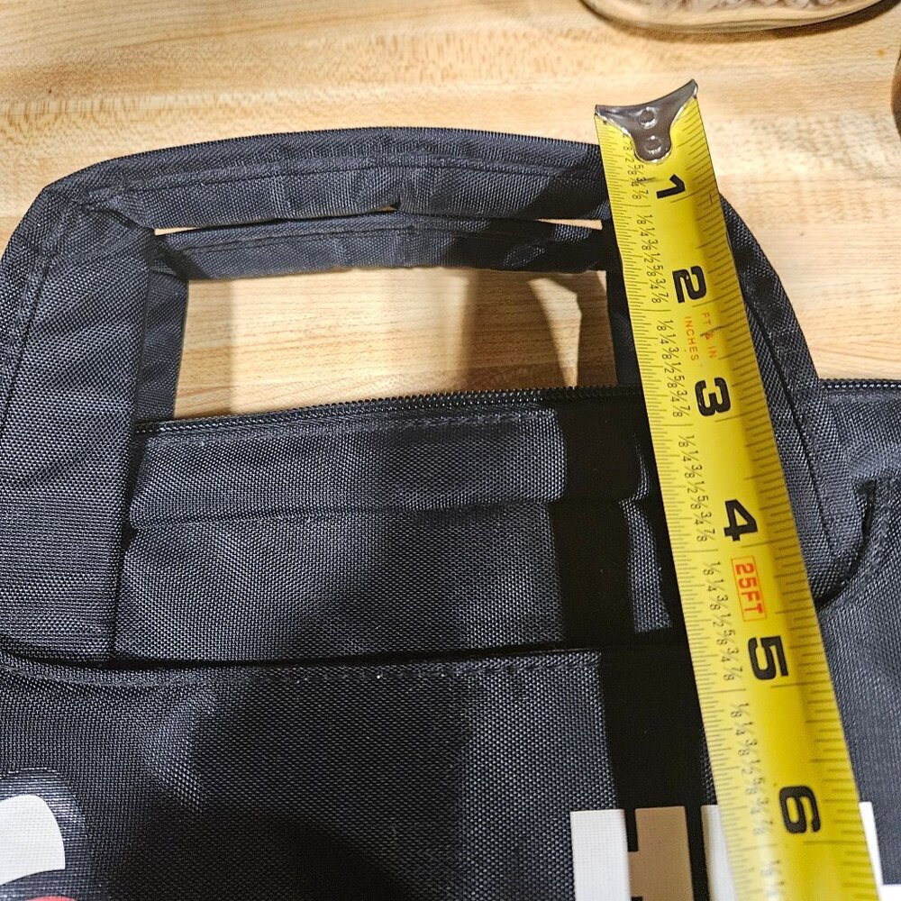 Hello Kitty Black 15" Laptop Bag With Shoulder Strap Multiple Pockets Messenger - Picture 9 of 10